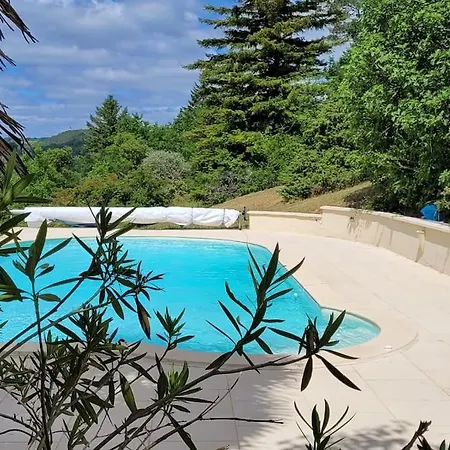La Lezardiere, Maison Avec Piscine *